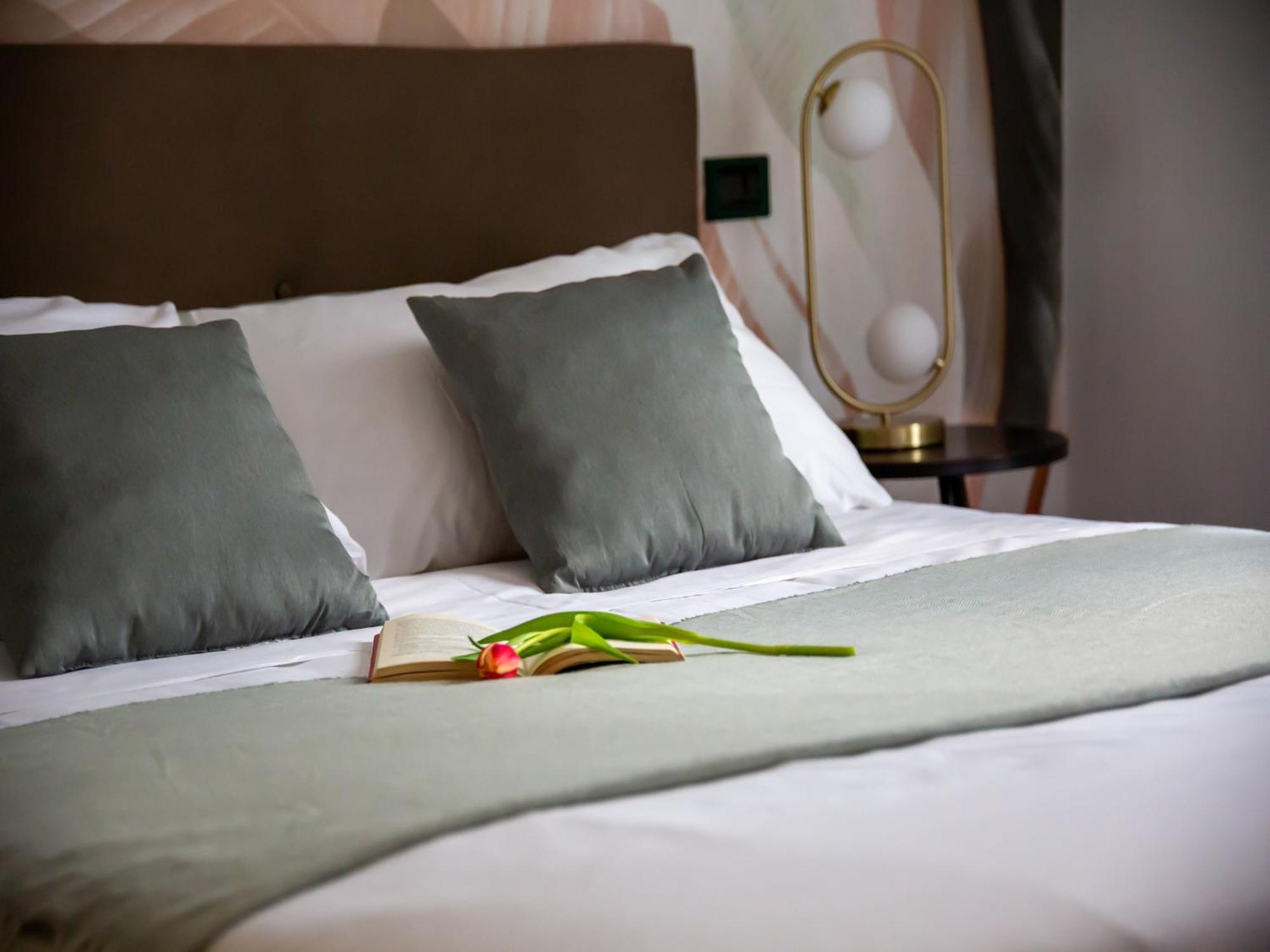 The Best Rent - Spacious One-Bedroom Apartment Near The Columns Of San Lorenzo มิลาน ภายนอก รูปภาพ